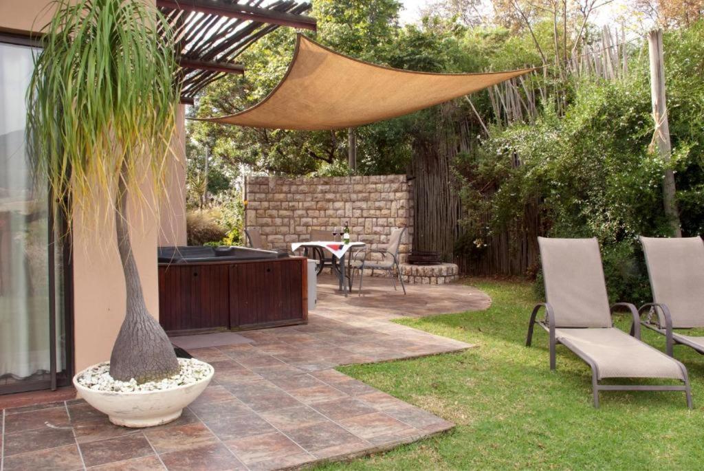 Champagne Valley Ama Casa Cottages מראה חיצוני תמונה