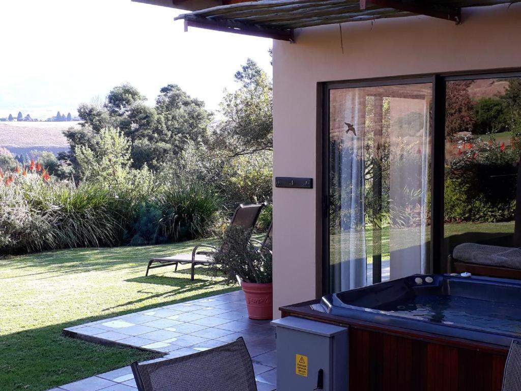 Champagne Valley Ama Casa Cottages מראה חיצוני תמונה