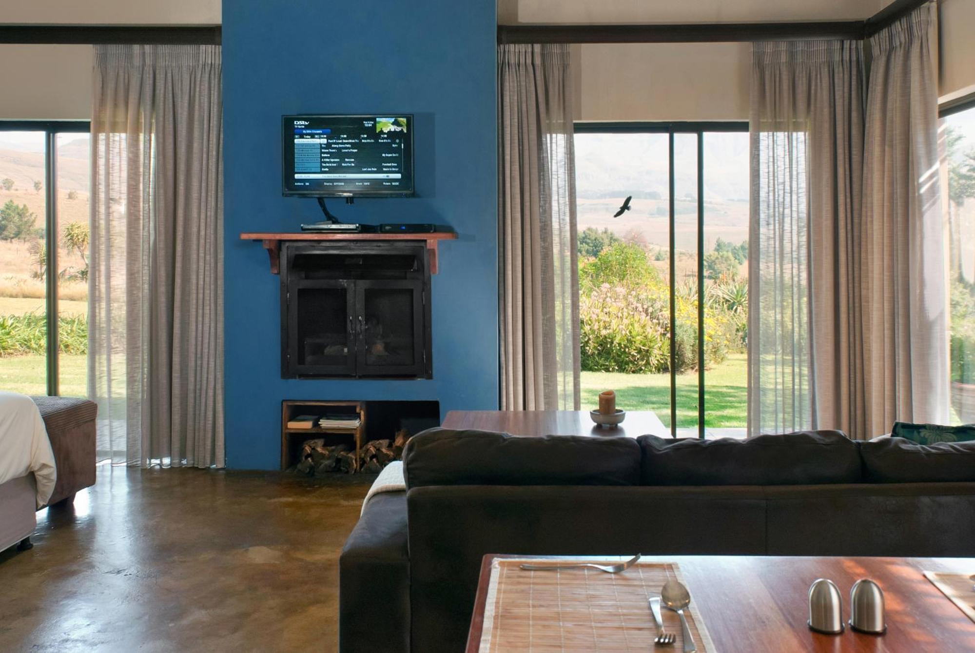 Champagne Valley Ama Casa Cottages מראה חיצוני תמונה