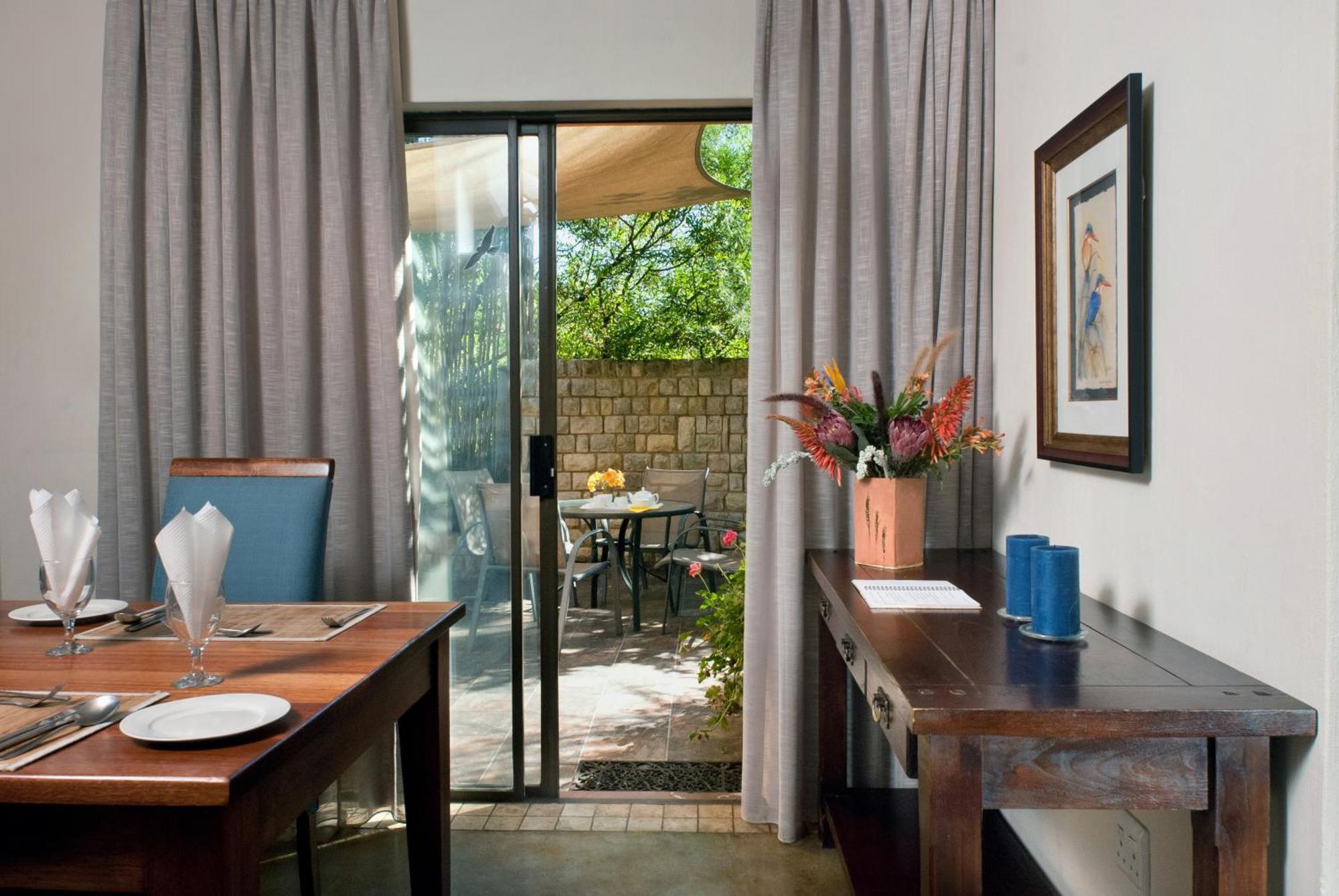 Champagne Valley Ama Casa Cottages מראה חיצוני תמונה