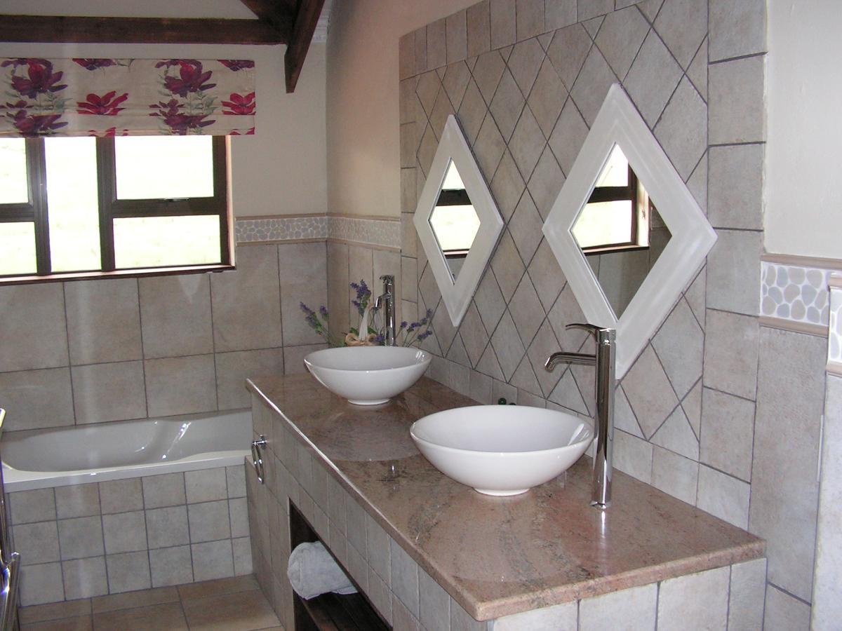 Champagne Valley Ama Casa Cottages מראה חיצוני תמונה